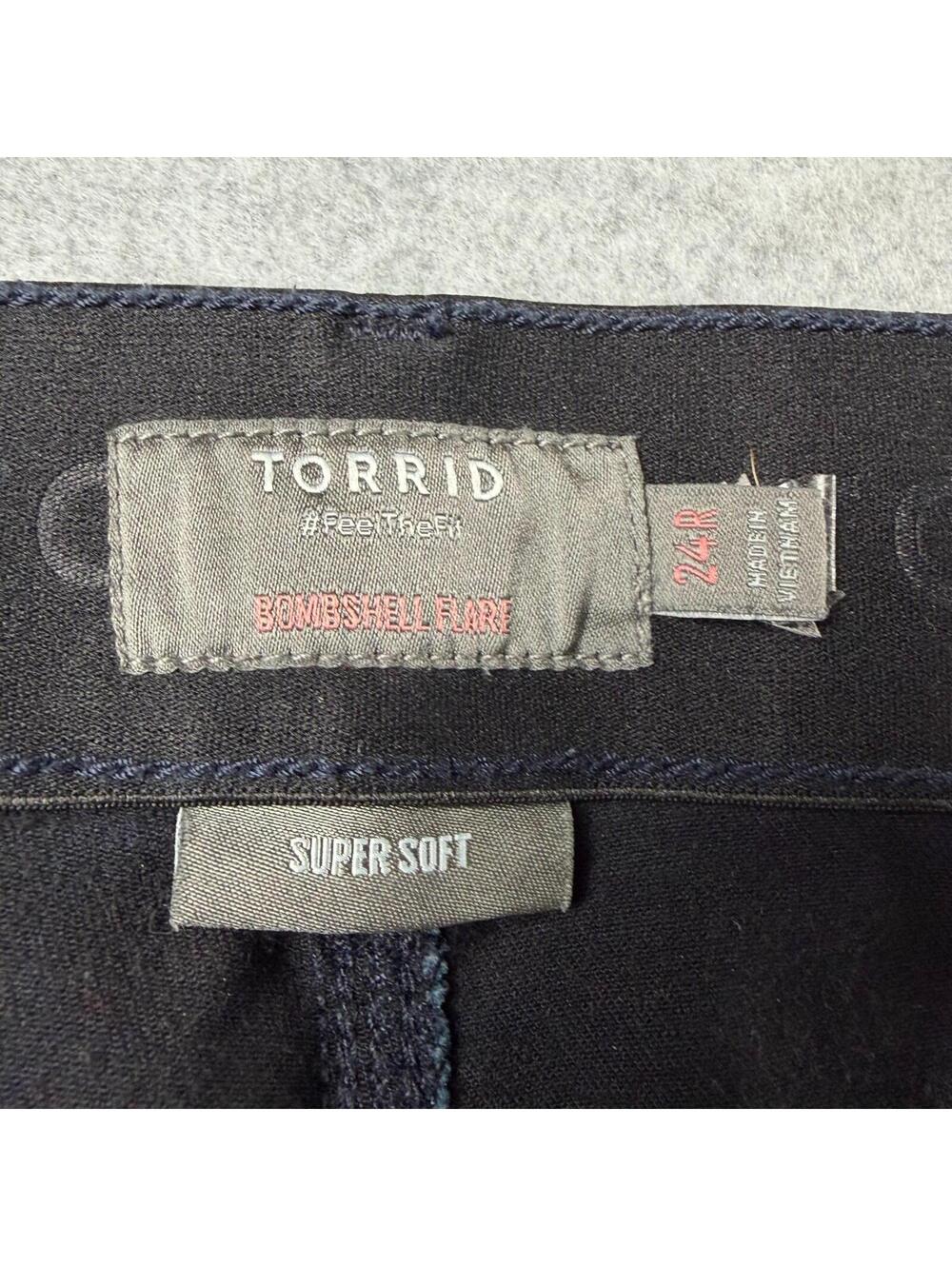 Torrid Women Bombshell Flare Super Soft Denim Jeans Plus Size 24R High Rise Blue - Picture 3 of 8